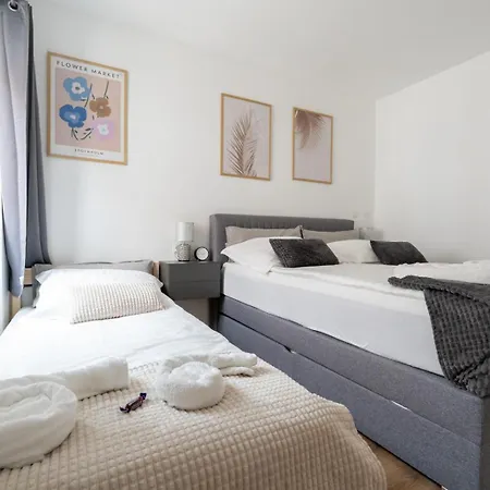 Coy Wachau - Relaxation In Style